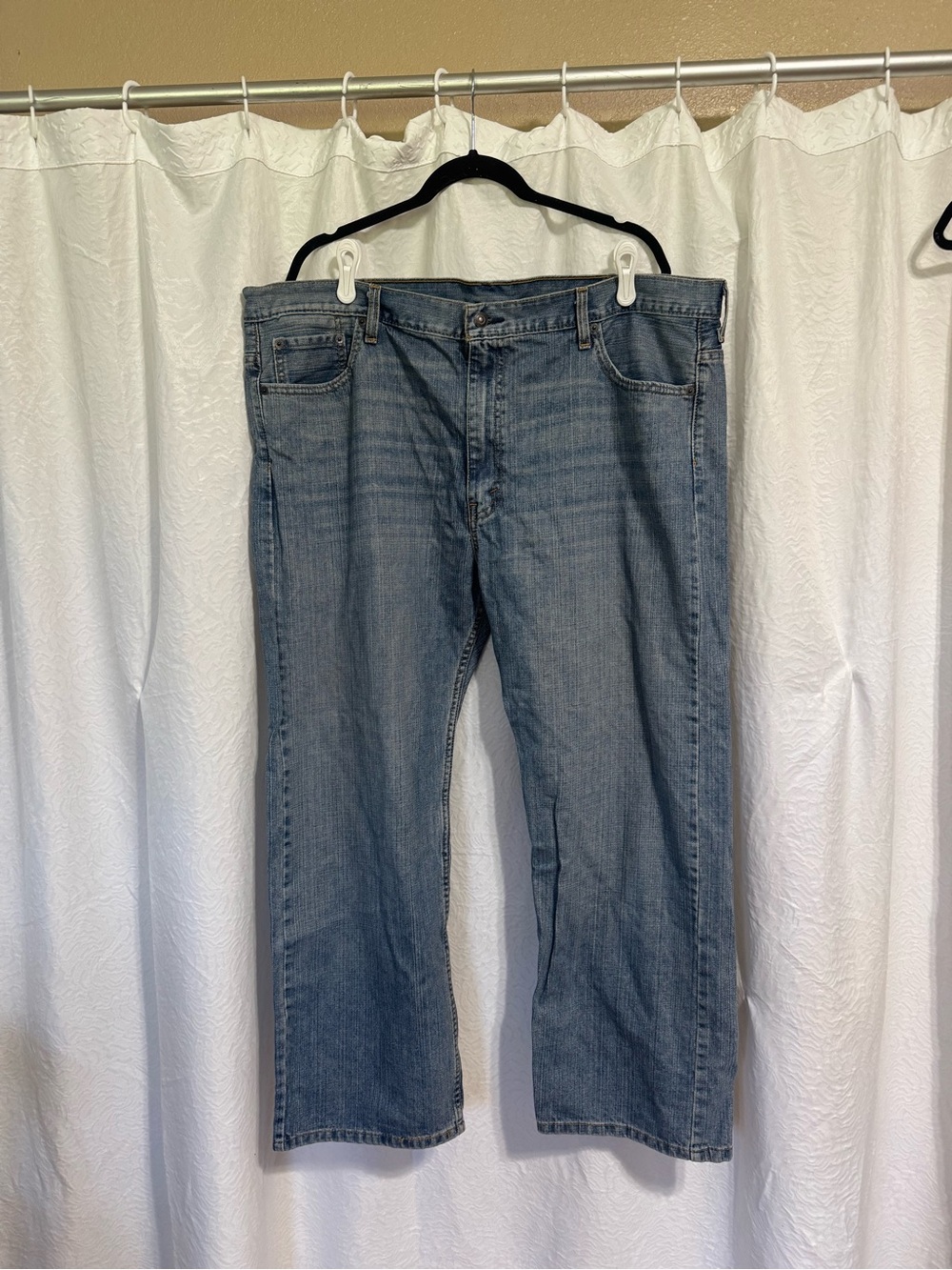 Levis Jeans